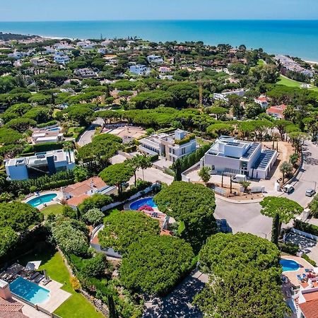 Traditional 3 Bedroom Villa With Great Pool In The Heart Of Вале до Лобо Екстериор снимка